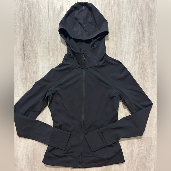 Lululemon jacket - hooded - Picture 2 of 7